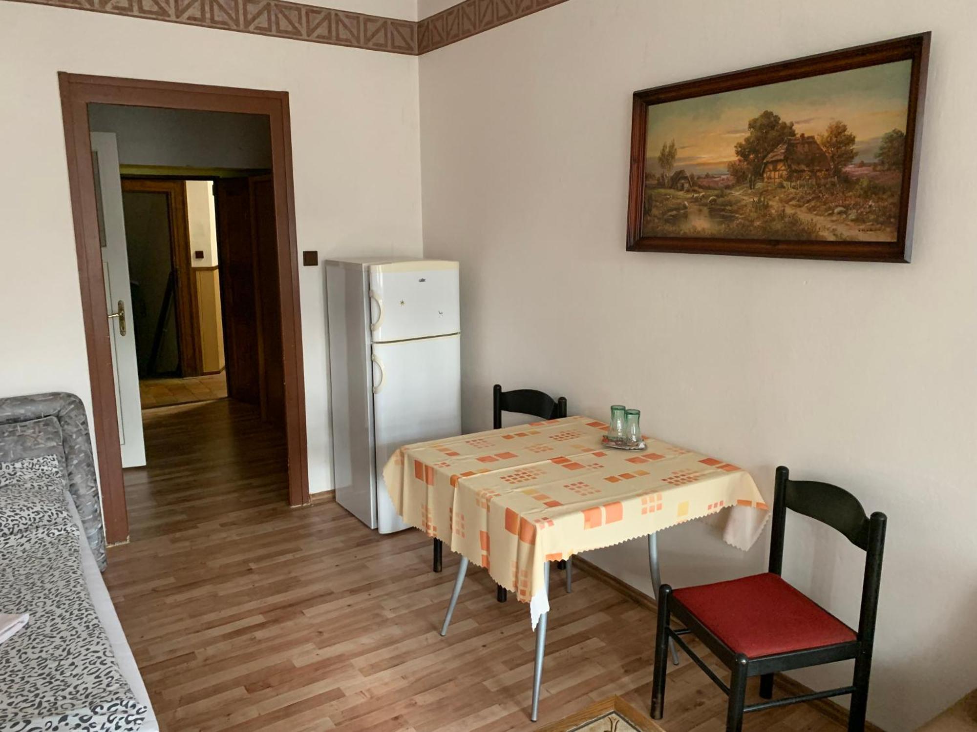 Restaurace A Penzion Podloubi Opocno Екстер'єр фото